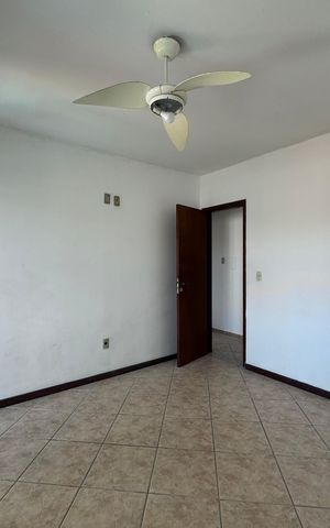 Apartamento à venda com 220m², 3 quartos e 3 vagas Apartamento à venda com 220m², 3 quartos e 3 vagasQuarto 1
