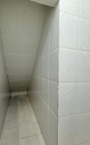 Apartamento à venda com 220m², 3 quartos e 3 vagas Apartamento à venda com 220m², 3 quartos e 3 vagasÁrea de Serviço - Dependência