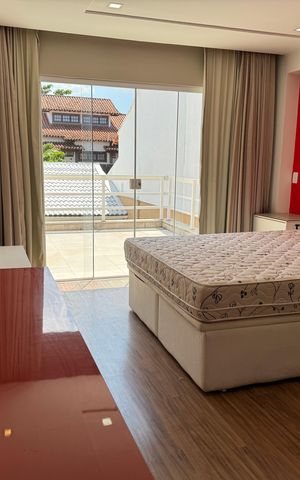 Casa de condomínio para alugar com 550m², 6 quartos e 6 vagas Casa de condomínio para alugar com 550m², 6 quartos e 6 vagasSuíte 4