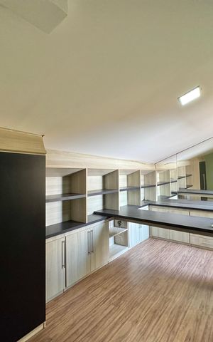 Casa de condomínio para alugar com 550m², 6 quartos e 6 vagas Casa de condomínio para alugar com 550m², 6 quartos e 6 vagas Escritório