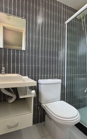 Casa de condomínio para alugar com 550m², 6 quartos e 6 vagas Casa de condomínio para alugar com 550m², 6 quartos e 6 vagasSuíte 6 - Banheiro