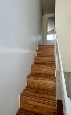 Casa de condomínio para alugar com 550m², 6 quartos e 6 vagas Casa de condomínio para alugar com 550m², 6 quartos e 6 vagasAcesso Sotão