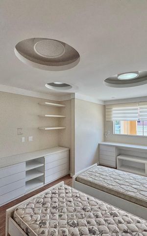Casa de condomínio para alugar com 550m², 6 quartos e 6 vagas Casa de condomínio para alugar com 550m², 6 quartos e 6 vagasSuíte 5