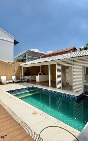Casa de condomínio para alugar com 550m², 6 quartos e 6 vagas Casa de condomínio para alugar com 550m², 6 quartos e 6 vagasÁrea externa