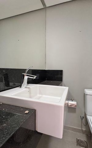 Casa de condomínio para alugar com 550m², 6 quartos e 6 vagas Casa de condomínio para alugar com 550m², 6 quartos e 6 vagas Lavabo