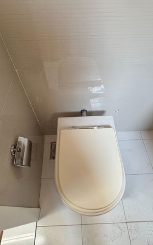 Casa de condomínio para alugar com 550m², 6 quartos e 6 vagas Casa de condomínio para alugar com 550m², 6 quartos e 6 vagasSuíte 3 - Banheiro