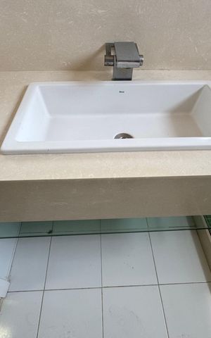 Casa de condomínio para alugar com 550m², 6 quartos e 6 vagas Casa de condomínio para alugar com 550m², 6 quartos e 6 vagasSuíte 2 - Banheiro