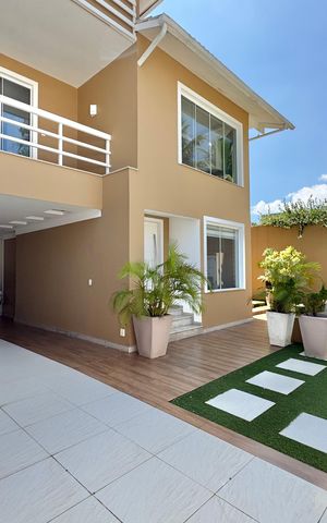 Casa de condomínio para alugar com 550m², 6 quartos e 6 vagas Casa de condomínio para alugar com 550m², 6 quartos e 6 vagasÁrea externa