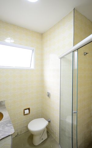 Casa para alugar com 190m², 4 quartos e 4 vagasBanheiro