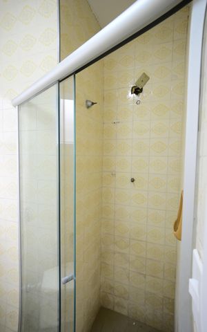 Casa para alugar com 190m², 4 quartos e 4 vagasBanheiro