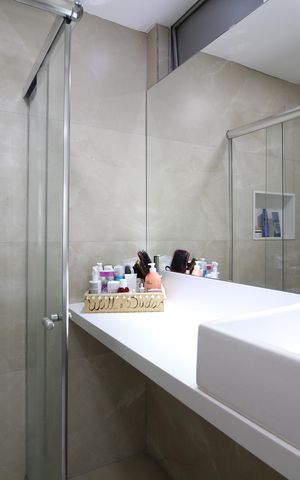 Apartamento à venda com 96m², 4 quartos e 1 vagaBanheiro da Suíte