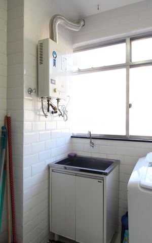 Apartamento à venda com 96m², 4 quartos e 1 vagaÁrea de Serviço