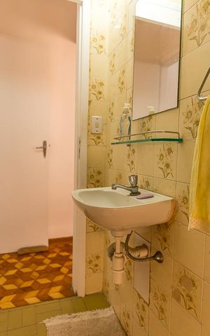 Casa à venda com 310m², 4 quartos e 4 vagasLavabo