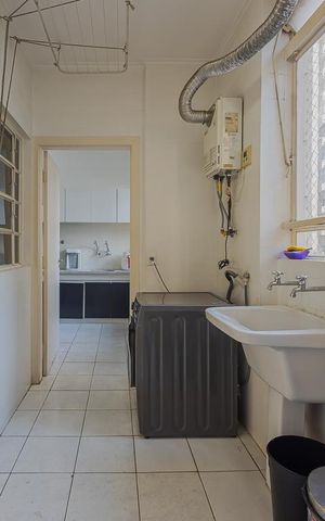 Apartamento à venda com 170m², 3 quartos e 1 vagaÁrea de Serviço
