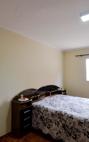 Casa para alugar com 85m², 2 quartos e 2 vagasQuarto 2
