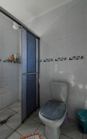 Casa para alugar com 85m², 2 quartos e 2 vagasBanheiro