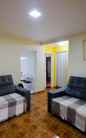Casa para alugar com 85m², 2 quartos e 2 vagasSala