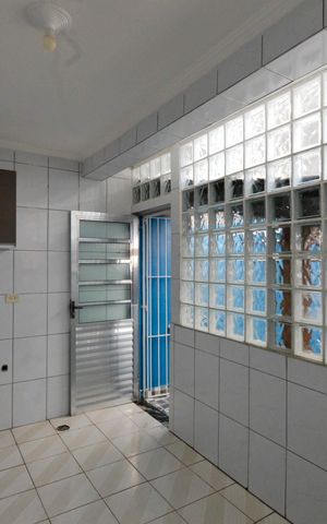 Casa para alugar com 85m², 2 quartos e 2 vagasÁrea de Serviço