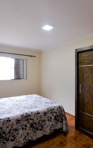 Casa para alugar com 85m², 2 quartos e 2 vagasQuarto 2