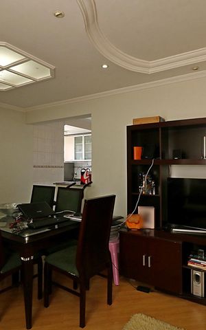 Apartamento à venda com 75m², 2 quartos e 1 vagaSala