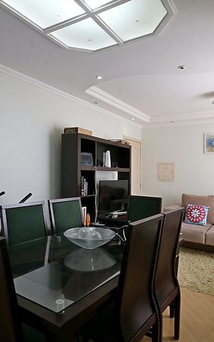 Apartamento à venda com 75m², 2 quartos e 1 vagaSala