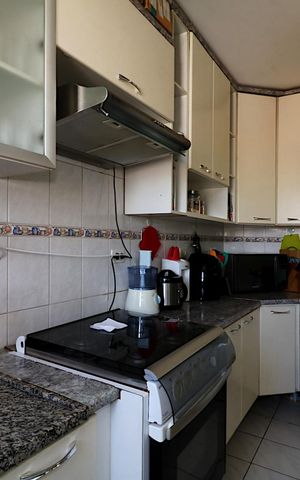 Apartamento à venda com 75m², 2 quartos e 1 vagaCozinha