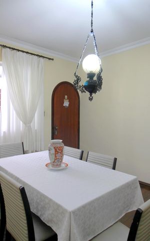 Casa à venda com 357m², 8 quartos e 3 vagasSala de Jantar