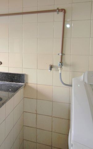 Casa à venda com 357m², 8 quartos e 3 vagasLavanderia
