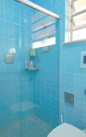 Casa à venda com 357m², 8 quartos e 3 vagasBanheiro
