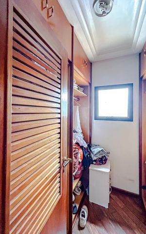Apartamento à venda com 200m², 3 quartos e 2 vagasCloset da suíte 3