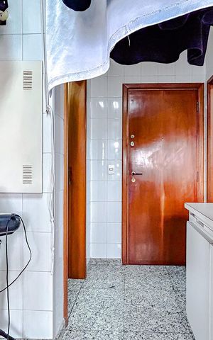 Apartamento à venda com 200m², 3 quartos e 2 vagasÁrea de Serviço