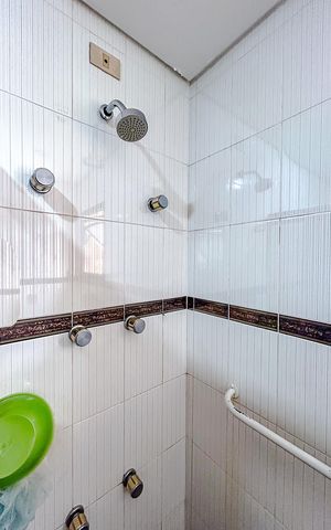 Apartamento à venda com 200m², 3 quartos e 2 vagasBanheiro da Suíte 3