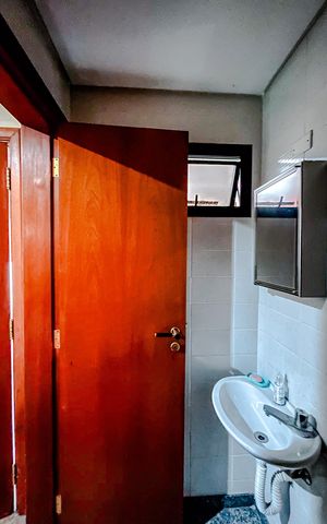 Apartamento à venda com 200m², 3 quartos e 2 vagasBanheiro de serviço