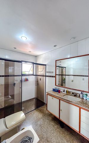 Apartamento à venda com 200m², 3 quartos e 2 vagasBanheiro da Suíte 3