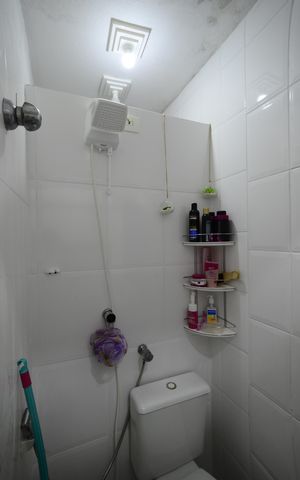 Casa à venda com 180m², 4 quartos e 1 vagaBanheiro de Serviço