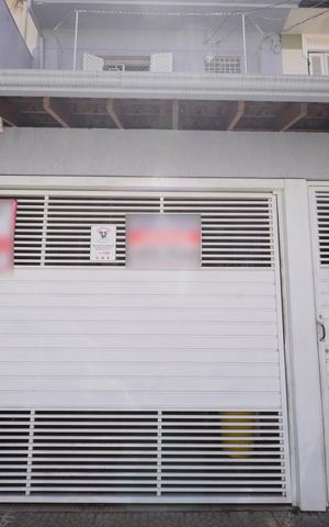 Casa à venda com 180m², 4 quartos e 1 vagaFachada
