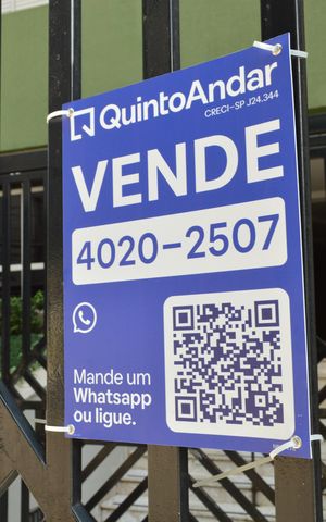 Apartamento à venda com 70m², 2 quartos e 1 vagaPlaquinha