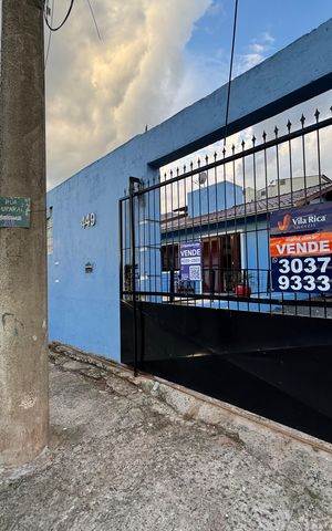 Casa à venda com 67m², 2 quartos e 1 vaga Casa à venda com 67m², 2 quartos e 1 vagaPlaquinha
