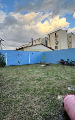Casa à venda com 67m², 2 quartos e 1 vaga Casa à venda com 67m², 2 quartos e 1 vagaÁrea comum