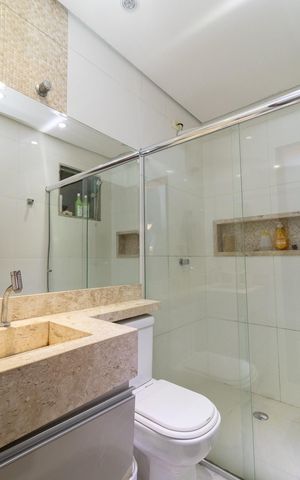 Casa à venda com 165m², 3 quartos e 4 vagasBanheiro