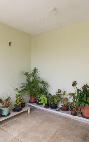 Casa à venda com 165m², 3 quartos e 4 vagasÁrea comum - Quintal