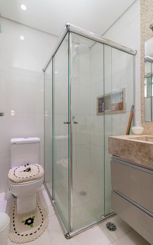 Casa à venda com 165m², 3 quartos e 4 vagasBanheiro da Suíte