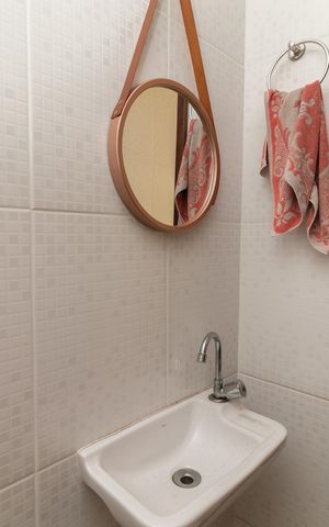 Casa à venda com 165m², 3 quartos e 4 vagasLavabo 2