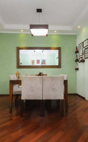 Casa de condomínio à venda com 115m², 3 quartos e 2 vagasSala