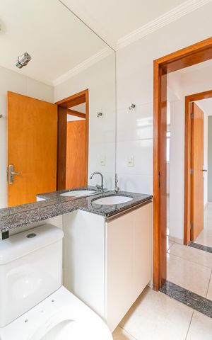 Apartamento à venda com 57m², 2 quartos e 1 vaga Apartamento à venda com 57m², 2 quartos e 1 vagaBanheiro