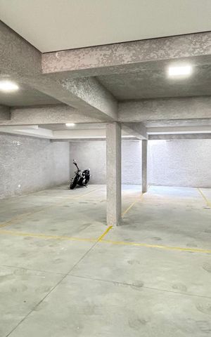 Apartamento à venda com 106m², 2 quartos e 2 vagas Apartamento à venda com 106m², 2 quartos e 2 vagasGaragem
