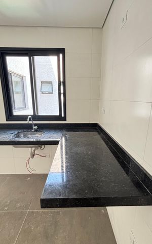 Apartamento à venda com 106m², 2 quartos e 2 vagas Apartamento à venda com 106m², 2 quartos e 2 vagasCozinha