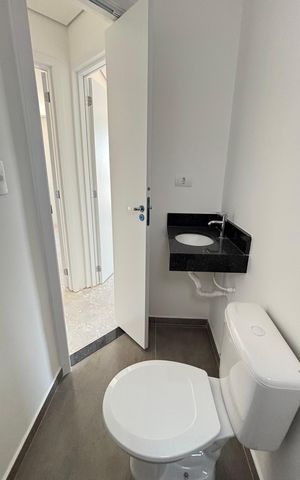 Apartamento à venda com 106m², 2 quartos e 2 vagas Apartamento à venda com 106m², 2 quartos e 2 vagasBanheiro