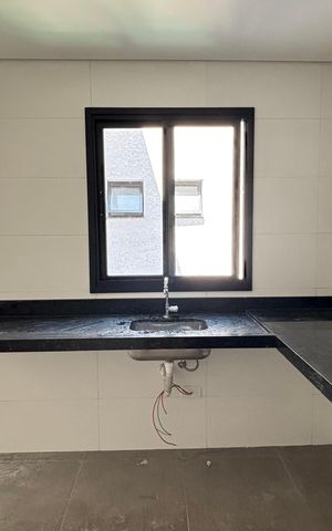 Apartamento à venda com 106m², 2 quartos e 2 vagas Apartamento à venda com 106m², 2 quartos e 2 vagasCozinha