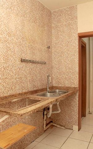 Apartamento à venda com 84m², 2 quartos e sem vagaCozinha + Área de Serviço